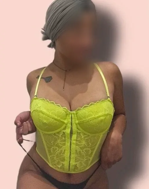 Natasha, 27