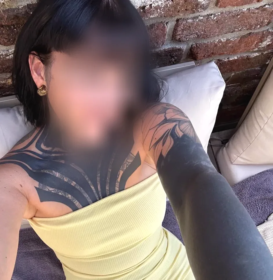 Sophie, 35